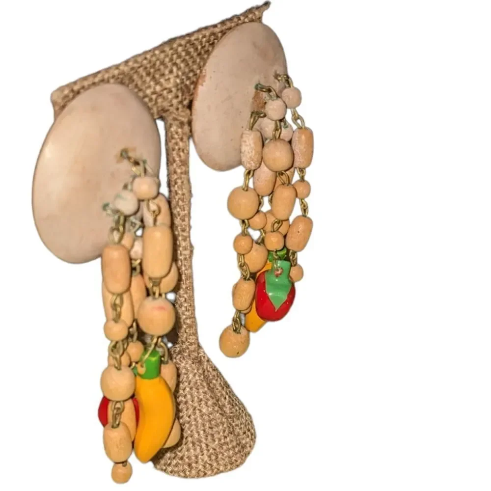 ‎Vintage wooden fruit earrings